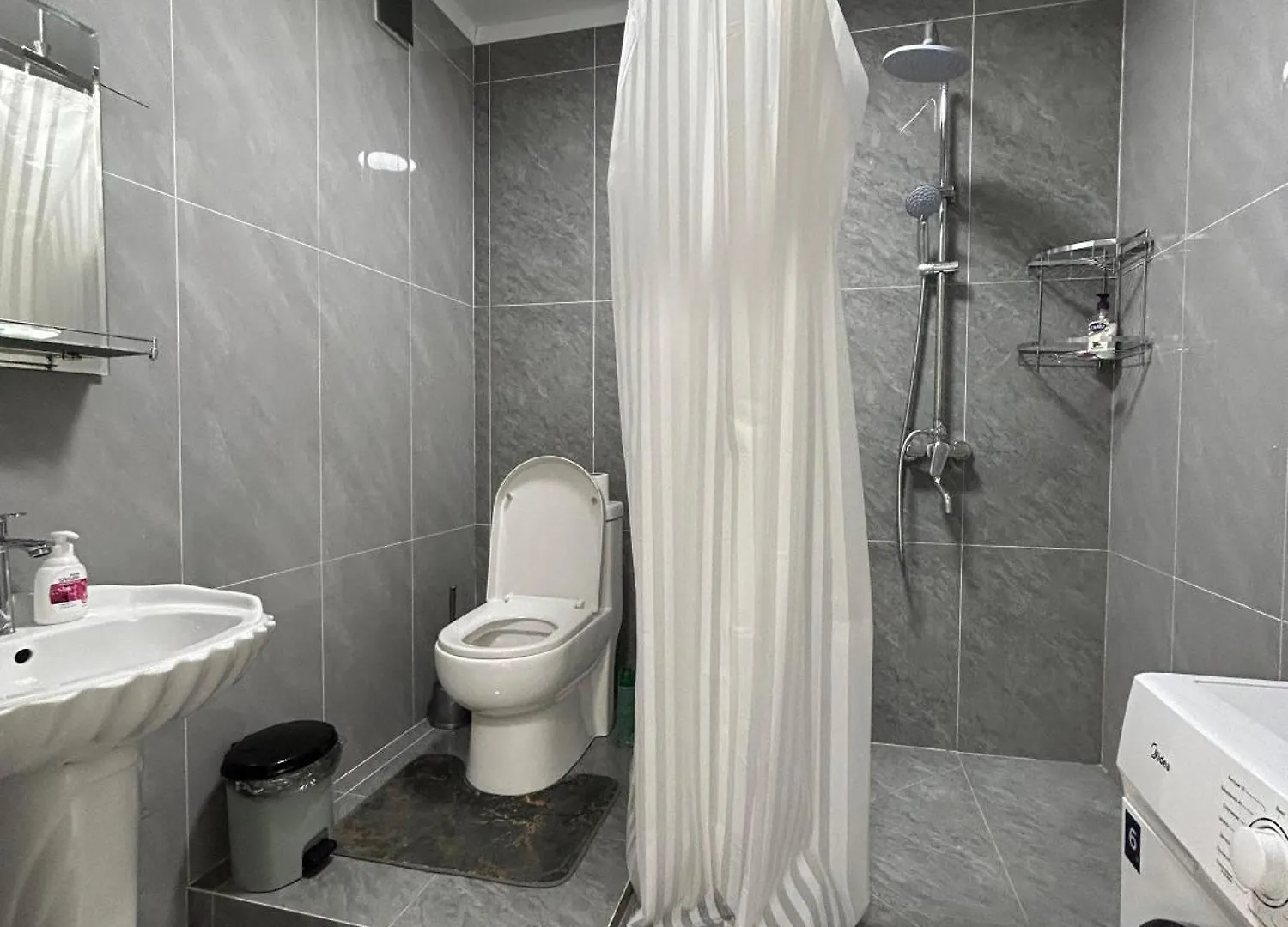 Посуточные Квартиры Apartment Almaty